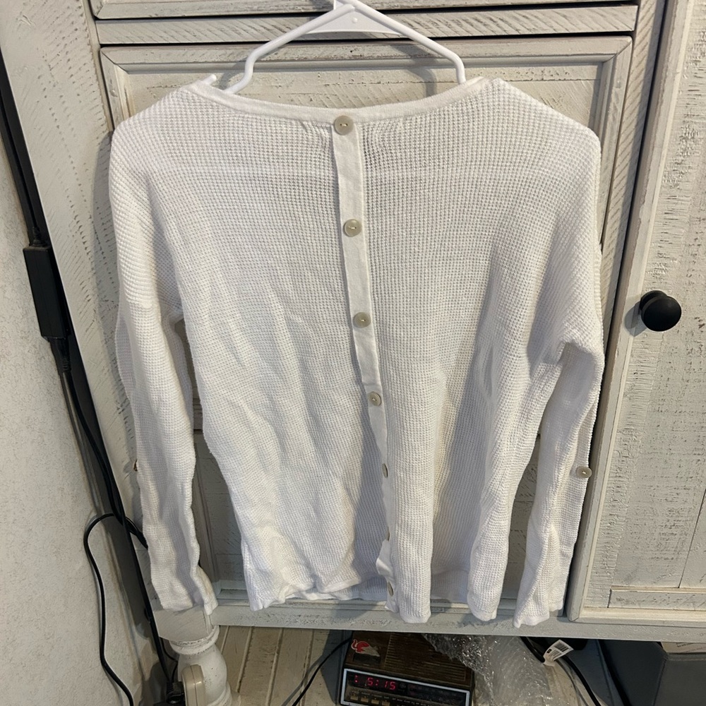Max Studio White Top Button Down In The Back - image 1